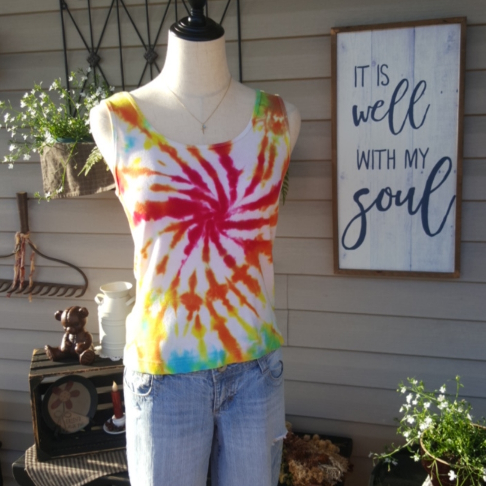 NO RESTRICTIONS ♡ Sweet Vintage Tie Dye Tank Top S